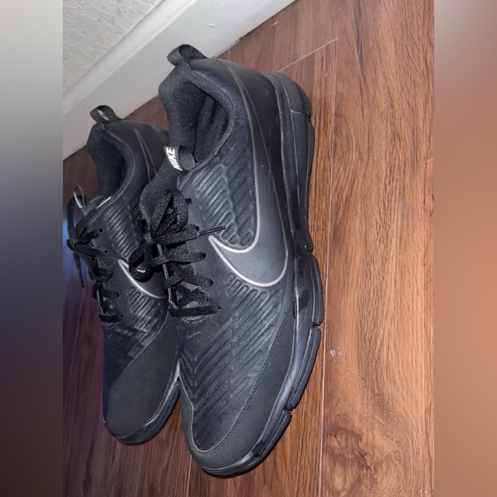 Men’s Nike golf shoes